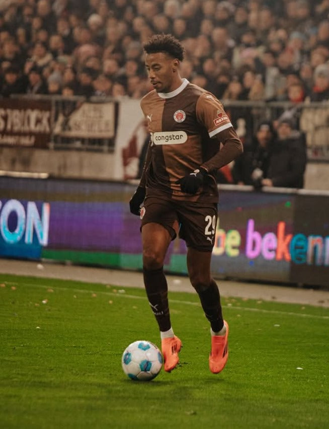 ST Pauli home 24/25