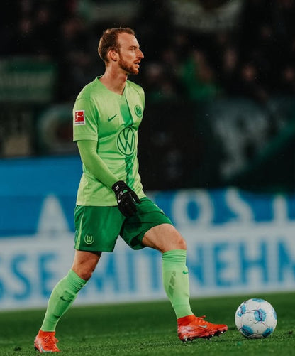 Wolfsburg home 24/25