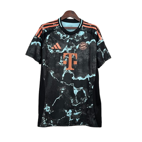 Bayern de munich away 24/25